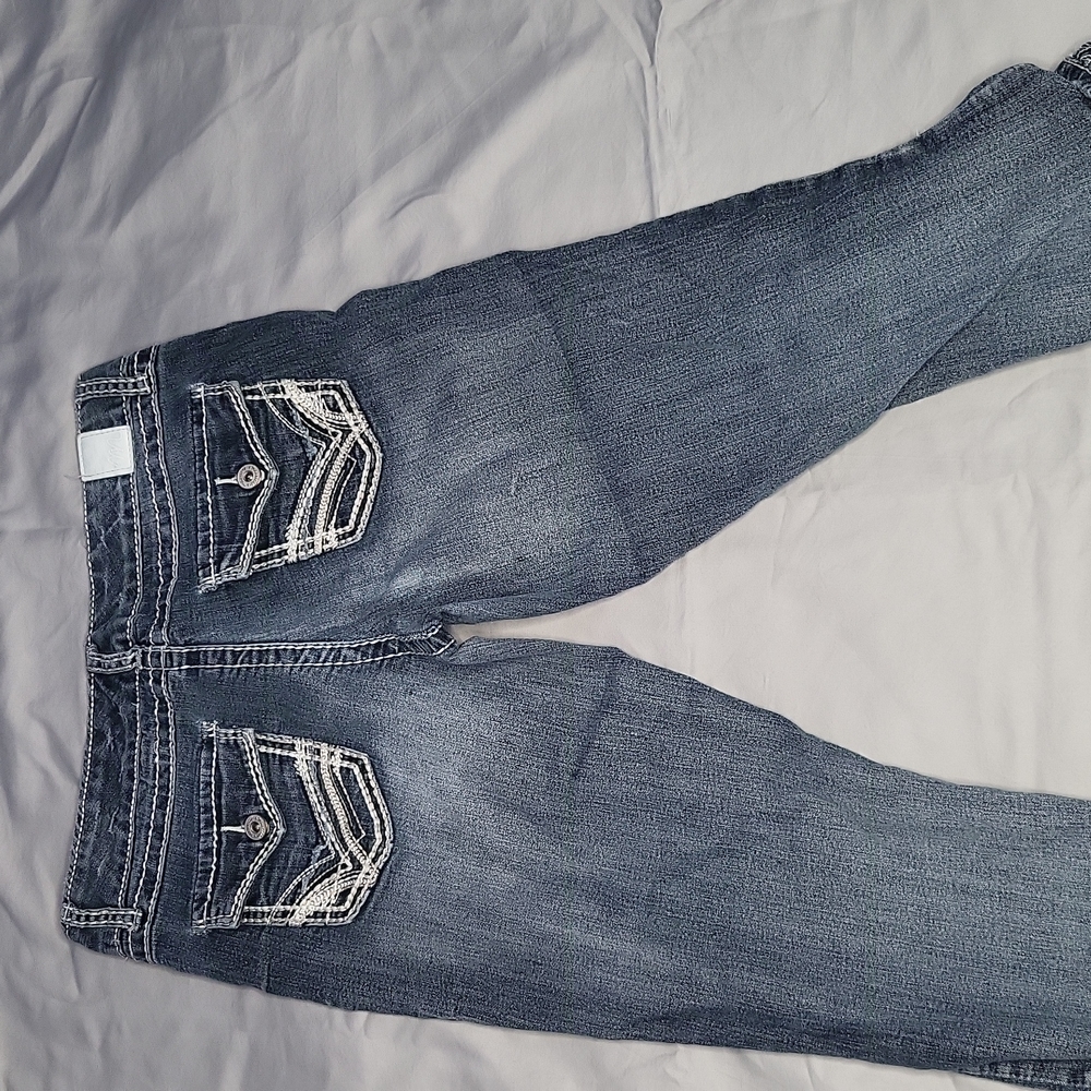 Maurices - Picture 2 of 4